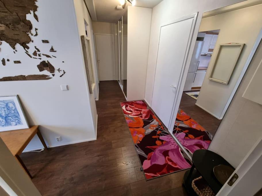 Valoisa Huoneisto Jossa Erinomaiset Vuoteet. Mikkeli Zewnętrze zdjęcie
